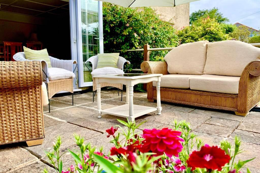 Hectors House Comfortable 4 Bed House In Mature Gardens يلفيرتون المظهر الخارجي الصورة