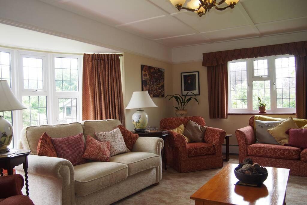 Hectors House Comfortable 4 Bed House In Mature Gardens يلفيرتون المظهر الخارجي الصورة