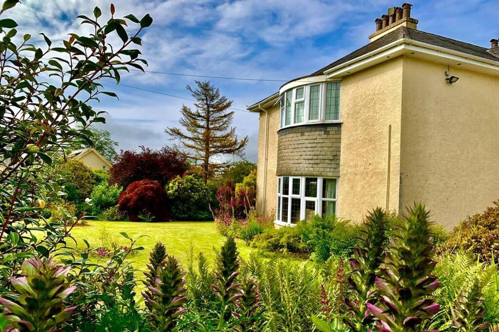 Hectors House Comfortable 4 Bed House In Mature Gardens يلفيرتون المظهر الخارجي الصورة