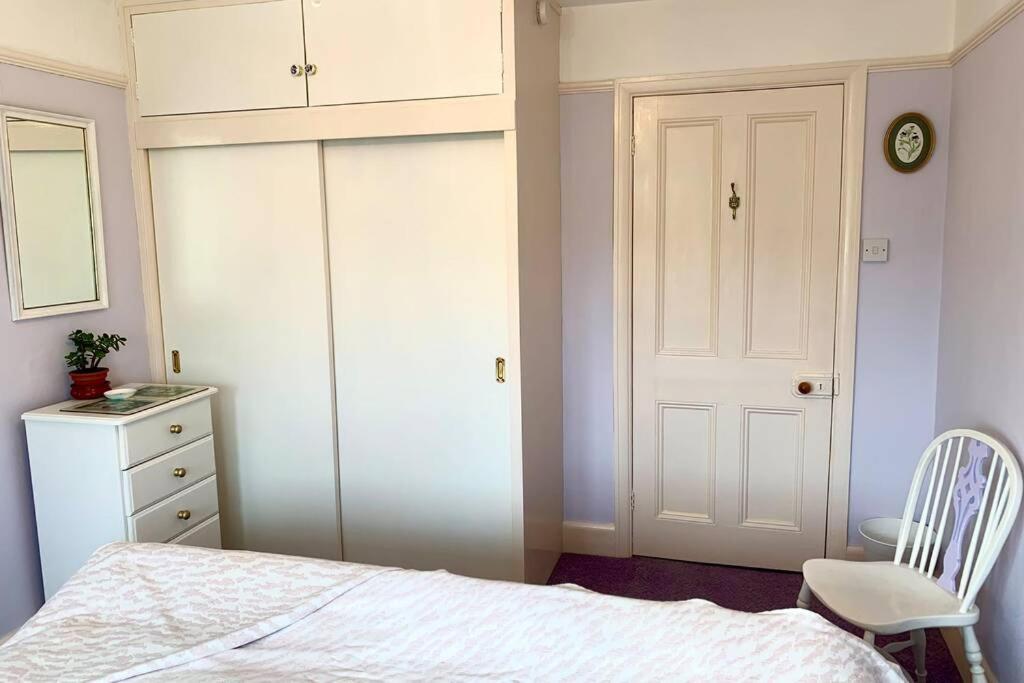 Hectors House Comfortable 4 Bed House In Mature Gardens يلفيرتون المظهر الخارجي الصورة